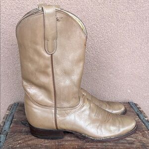 Tony Lama Brown Leather Cowboy Boots